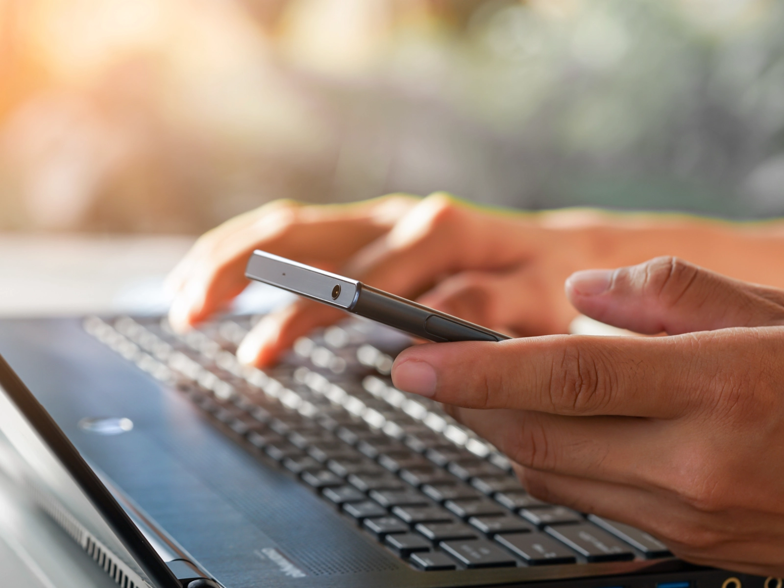 Symbolbild Kontakt Stadtwerke Jena Netze