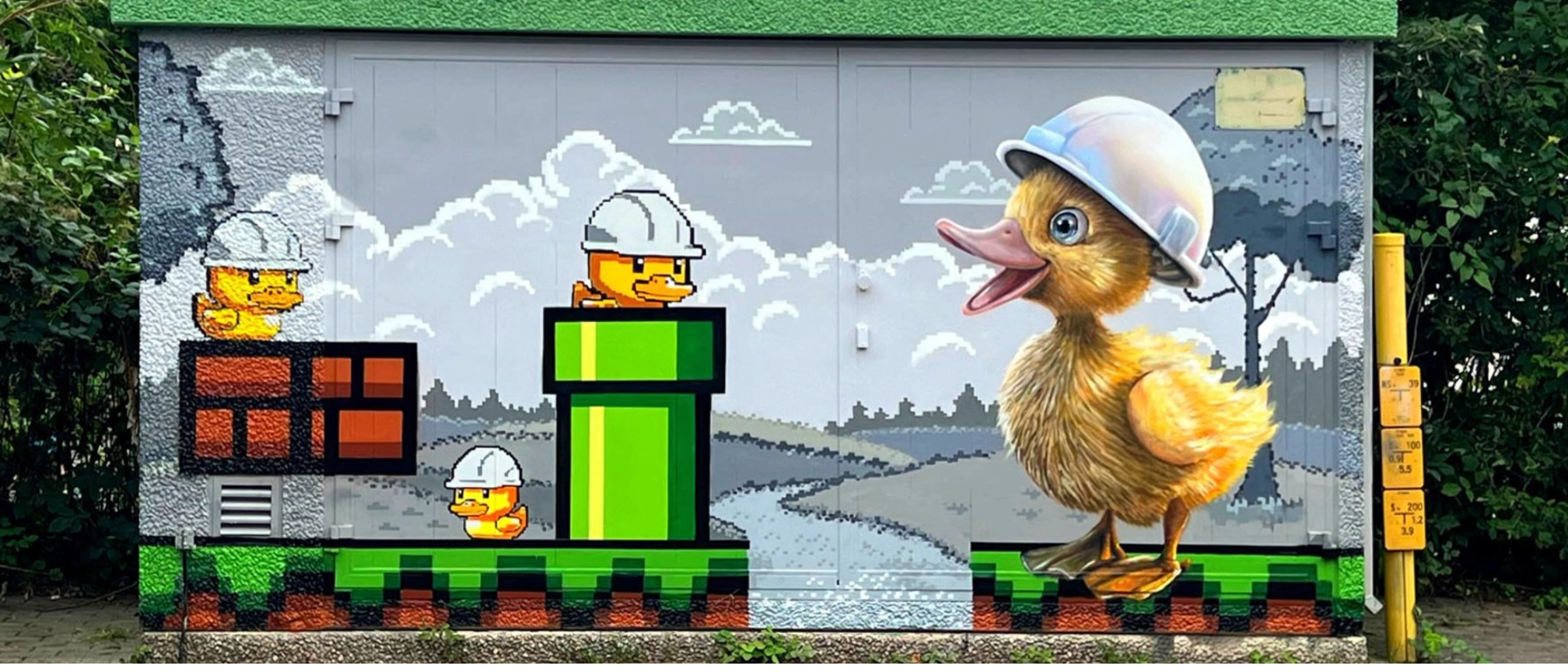 Fröhliche Entchen auf einer Gasregelstation an der Heinrich-Heine-Schule.